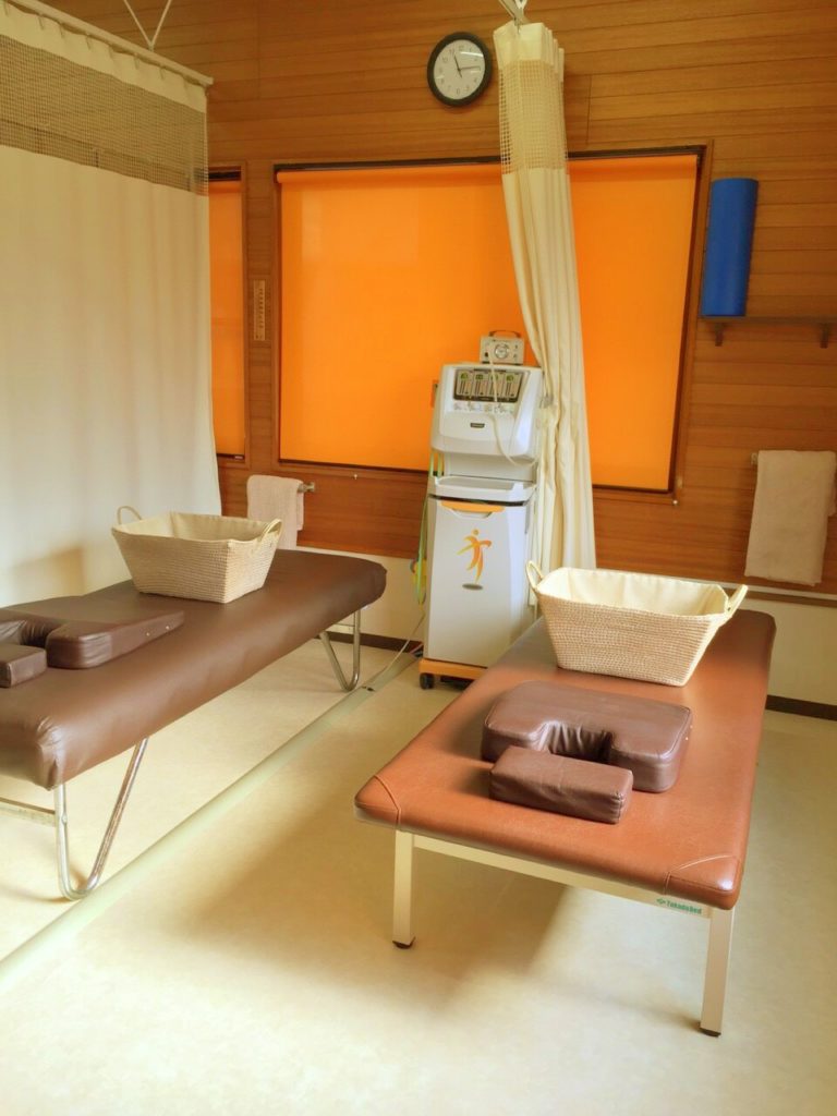 なお鍼灸整骨院　施術室